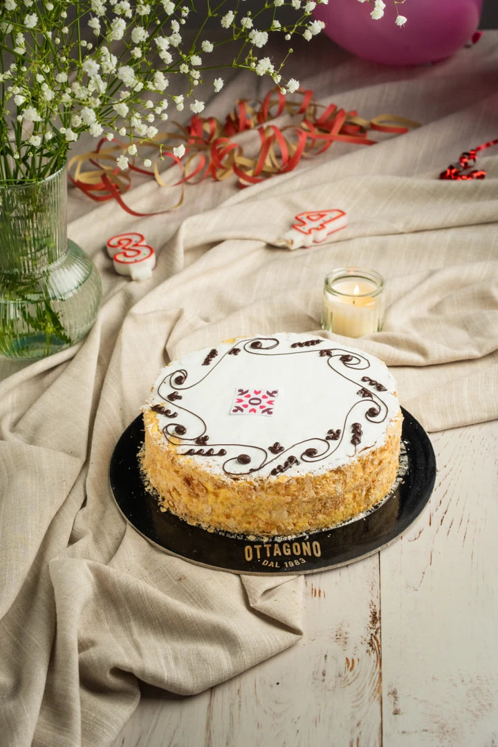 Torte in Pasticceria Fresca 🛵 - Pasticceria Ottagono - Torta di pasticceria classica - sicilia - shop - dolci - ottagono - mascalucia