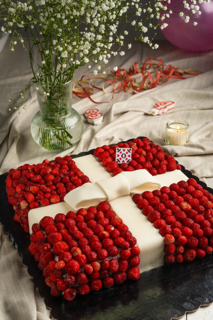 Torte in Pasticceria Fresca 🛵 - Pasticceria Ottagono - Torta di pasticceria classica - sicilia - shop - dolci - ottagono - mascalucia