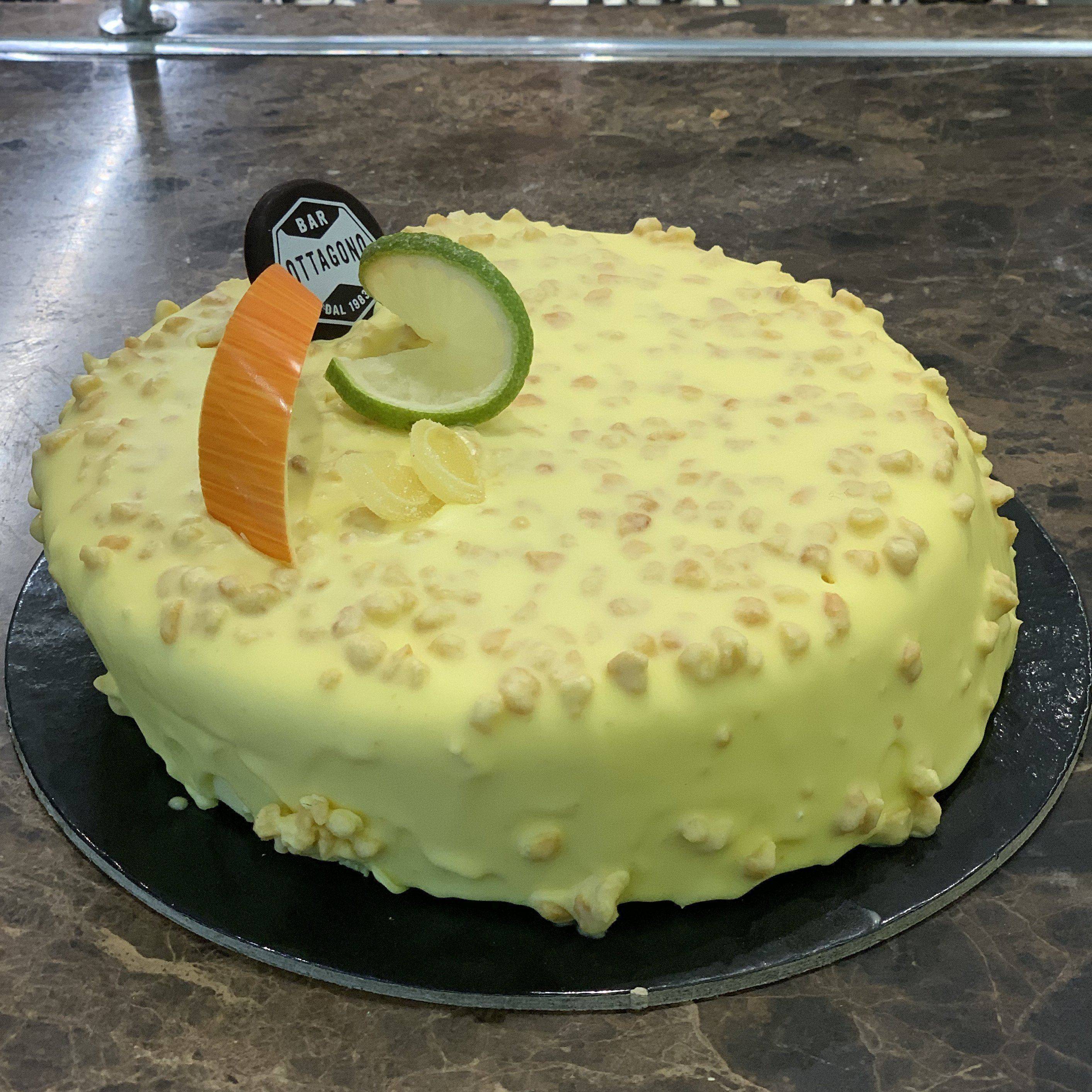 Limetta (Spedizione ❄️ in 🇮🇹) - Ottagono - Pasticceria dal 1983 - Torte in Pasticceria Moderna - sicilia - catania - online