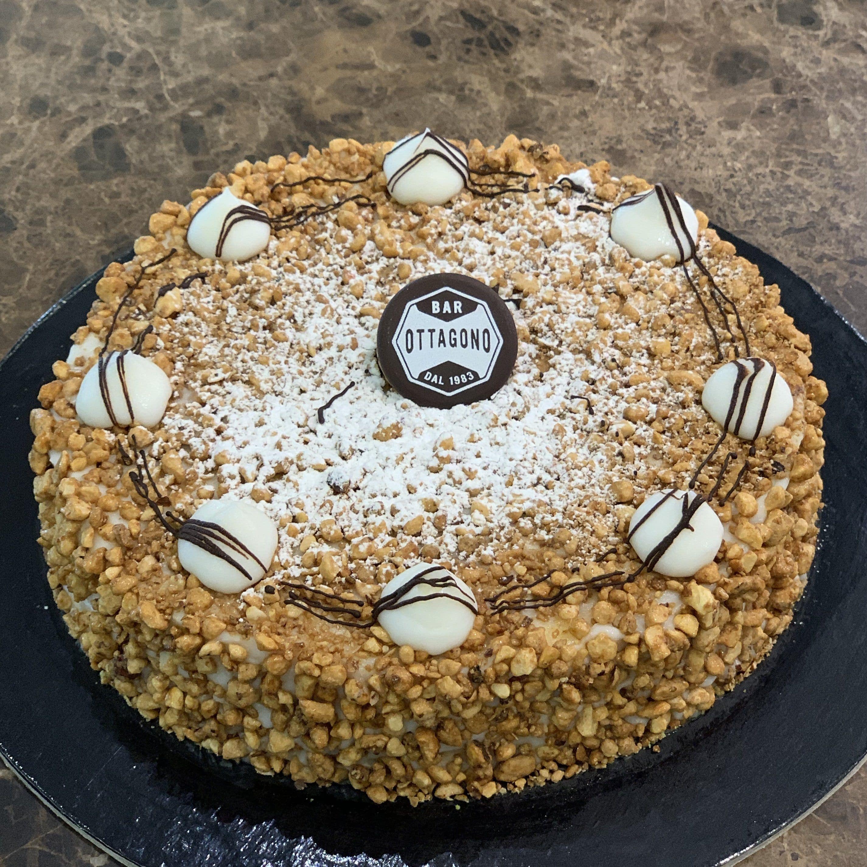 Torte in Pasticceria Classica - Ottagono - Pasticceria dal 1983 - Torta di pasticceria classica - sicilia - catania - online