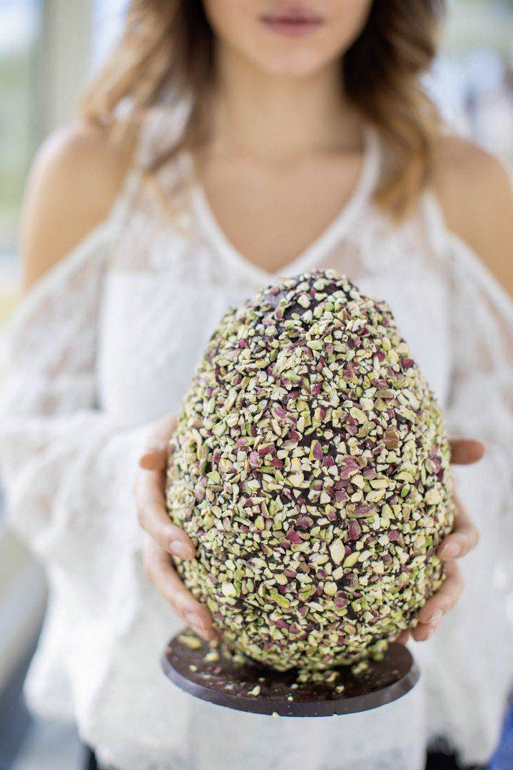 Uovo di Pasqua artigianale - EDIZIONE LIMITATA (Spedizioni ๐) Uovo di Pasqua artigianale decorato a mano Ottagono - Pasticceria dal 1983 mascalucia_catania_vendita_online