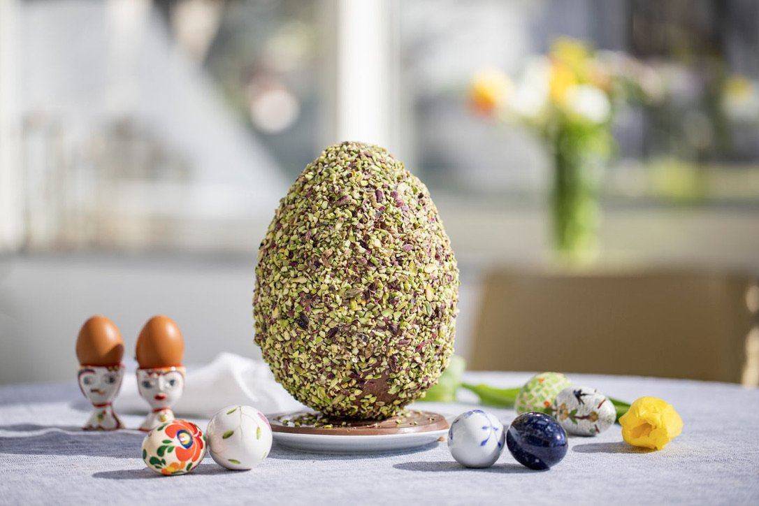 Uovo di Pasqua artigianale - EDIZIONE LIMITATA (Spedizioni 🌎) Uovo di Pasqua artigianale decorato a mano Ottagono - Pasticceria dal 1983 mascalucia_catania_vendita_online