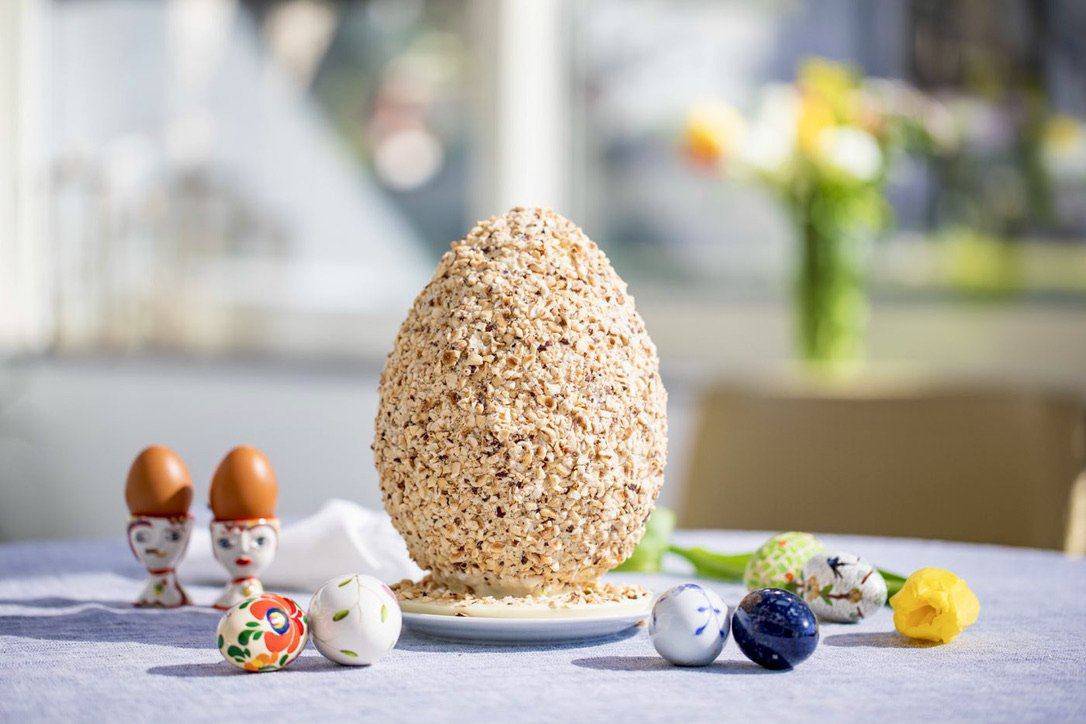 Uovo di Pasqua artigianale - EDIZIONE LIMITATA (Spedizioni ๐) Uovo di Pasqua artigianale decorato a mano Ottagono - Pasticceria dal 1983 Pralinato Pistacchio (sorpresa Swarovski) Cioccolato bianco Caffarel mascalucia_catania_vendita_online