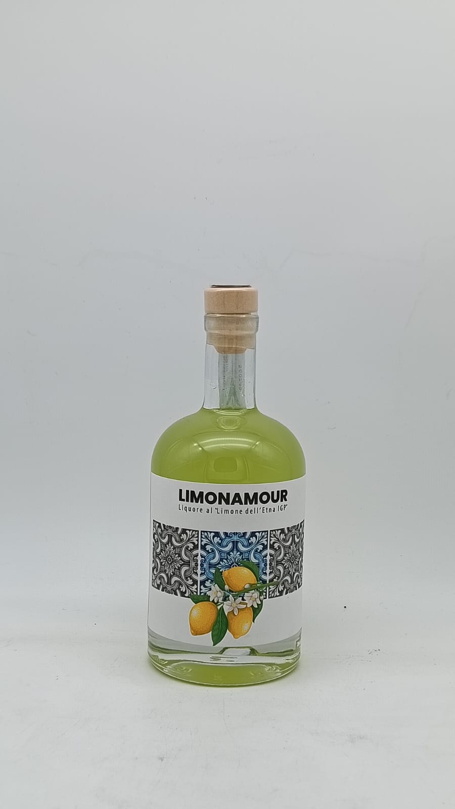 Limonamour - Limoncello al limone IGP dell'Etna - Pasticceria Ottagono - Limonamour - Limoncello al limone IGP dell'Etna - sicilia - shop - dolci - ottagono - mascalucia