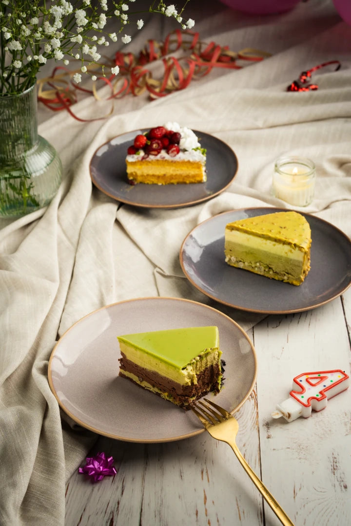 Cakes in Modern Pastry Shop 🛵