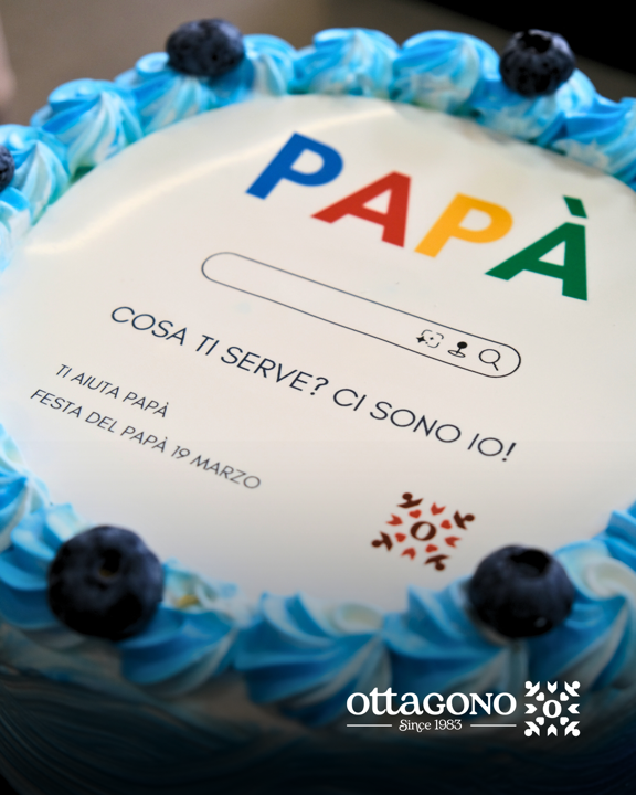 Mother's Day - Cakes with hand decorated symbol 🛵